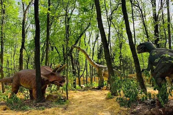 Parcul cu dinozauri din Albena, Bulgaria