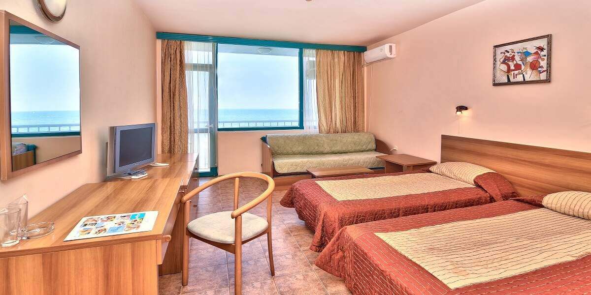 Cameră dublă hotelul Arabella Beach din Albena Bulgaria 11