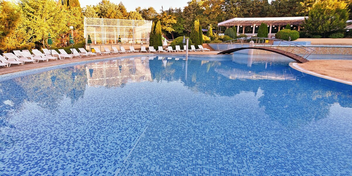 Imagine cu piscina hotelului Com din Albena Bulgaria