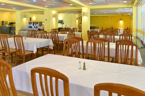 Imagine cu restaurantul hotelului Com din Albena, Bulgaria