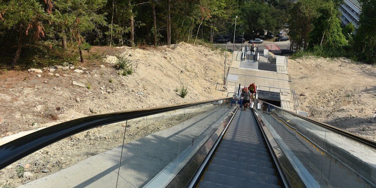 Poze scări rulante stațiunea Albena Bulgaria 1