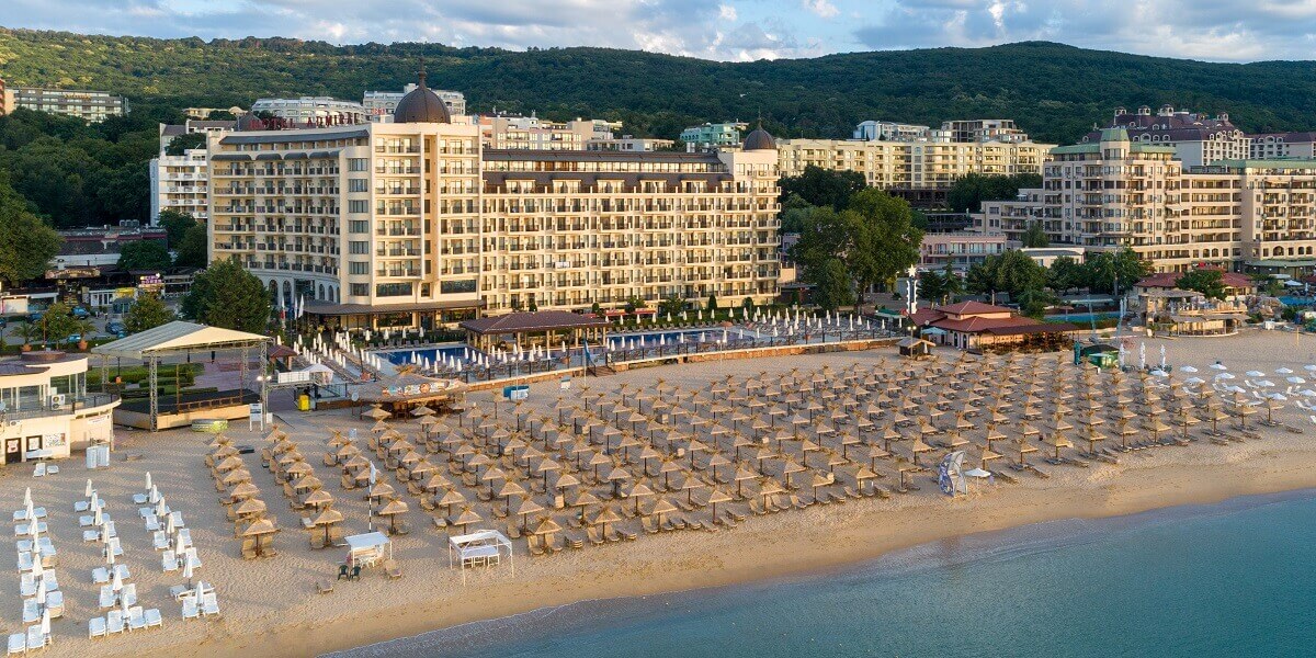 Exterior hotel Admiral din Nisipurile de Aur, Bulgaria