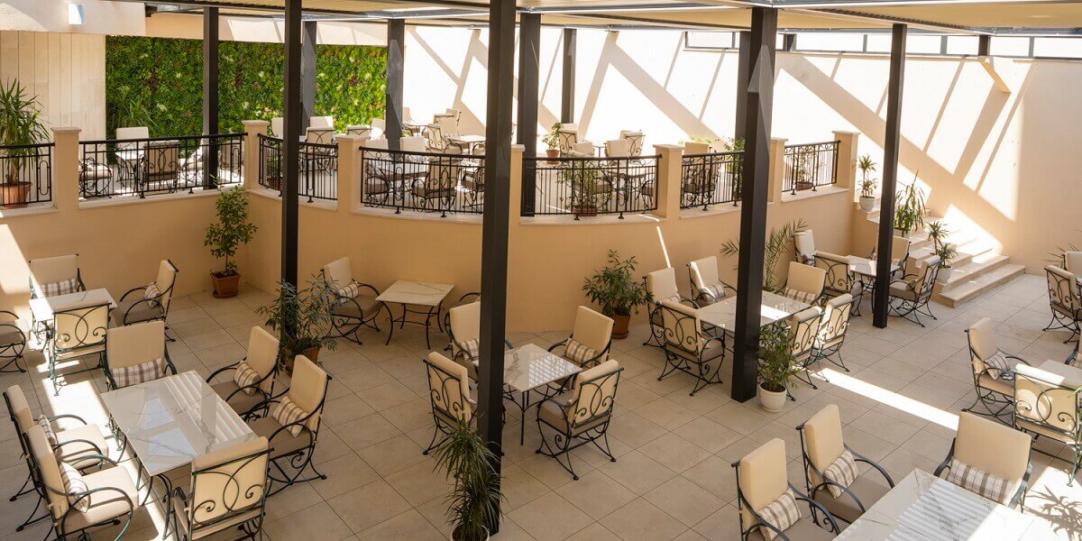 Hotel Admiral din Nisipurile de Aur, Bulgaria
