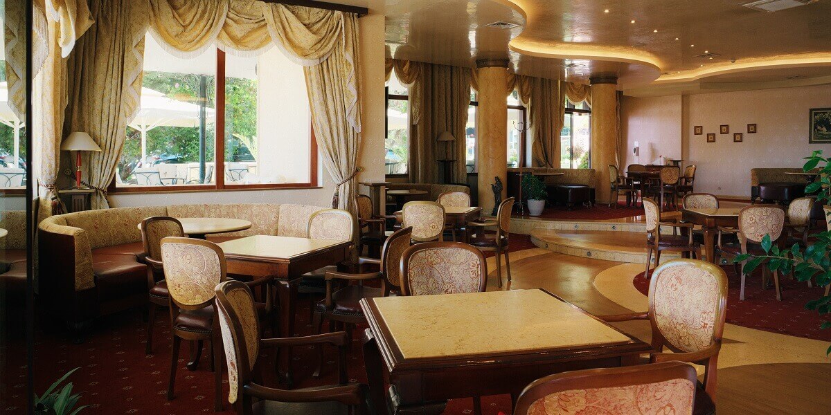 Hotel Admiral din Nisipurile de Aur, Bulgaria